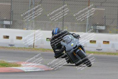media/Oct-15-2022-Fastrack Riders (Sat) [[9a18b22502]]/Level2/Turn 9 1130am/